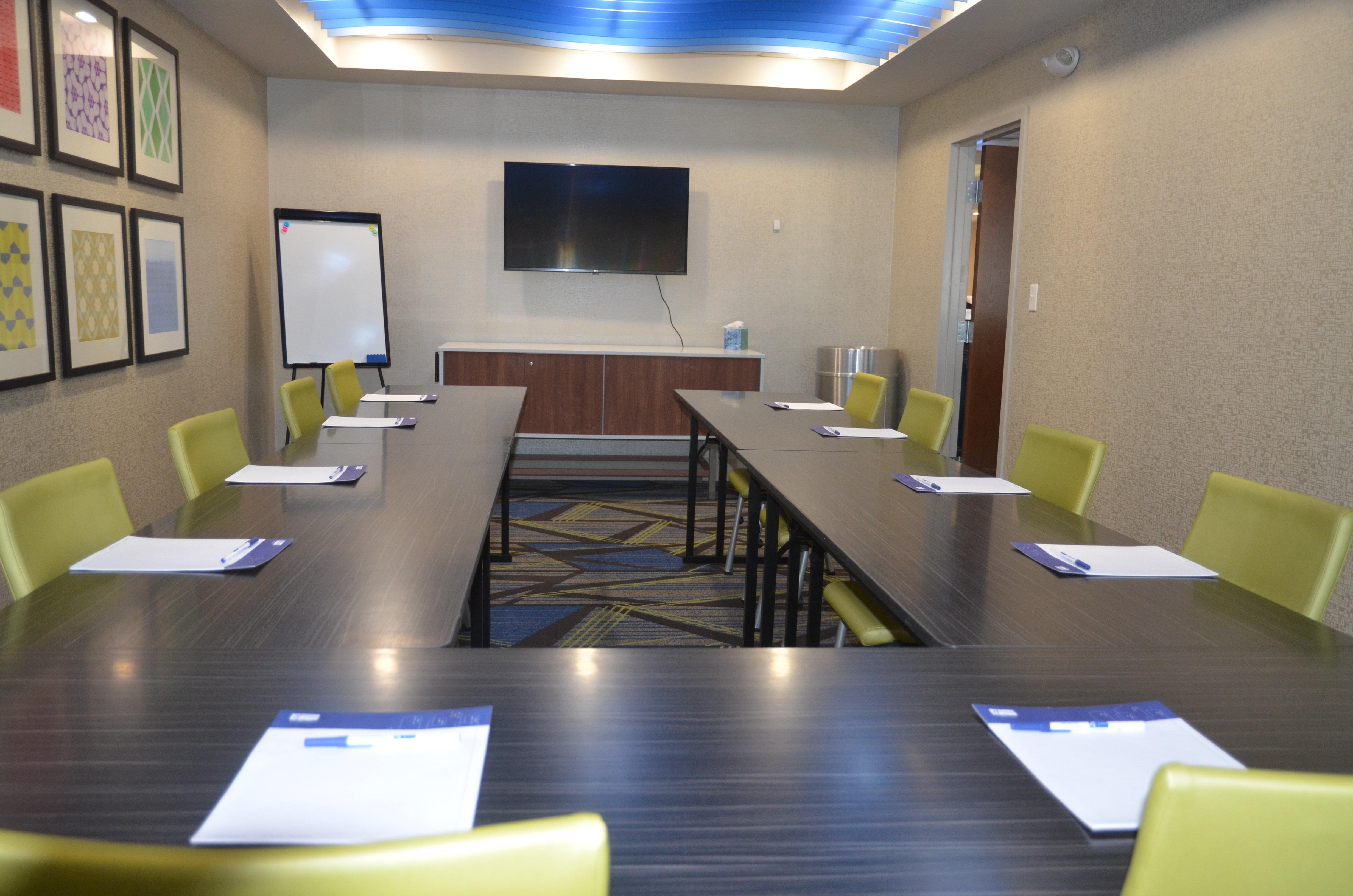 Holiday Inn Express Hotel & Suites Rochester By Ihg Buitenkant foto