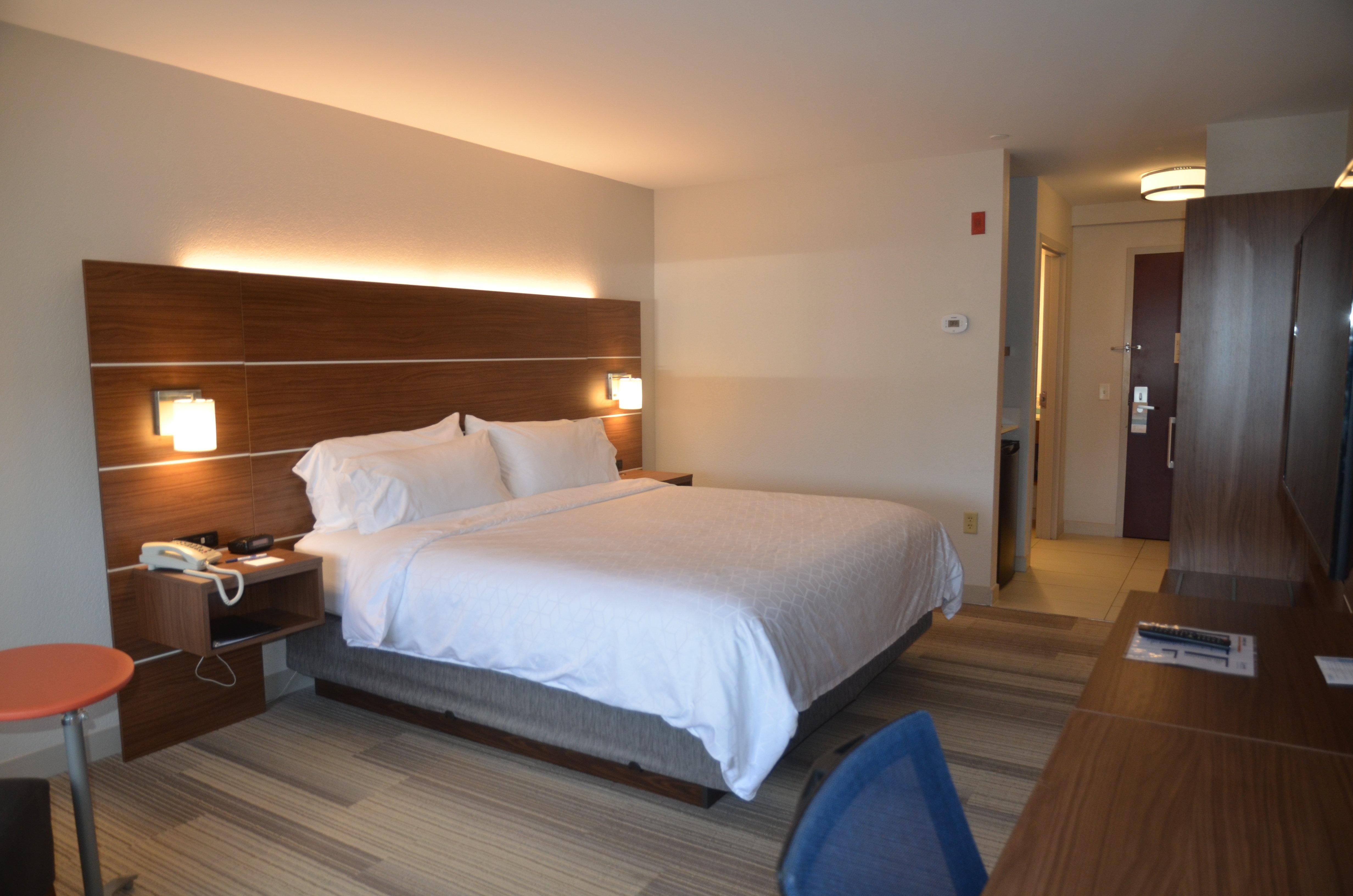 Holiday Inn Express Hotel & Suites Rochester By Ihg Buitenkant foto