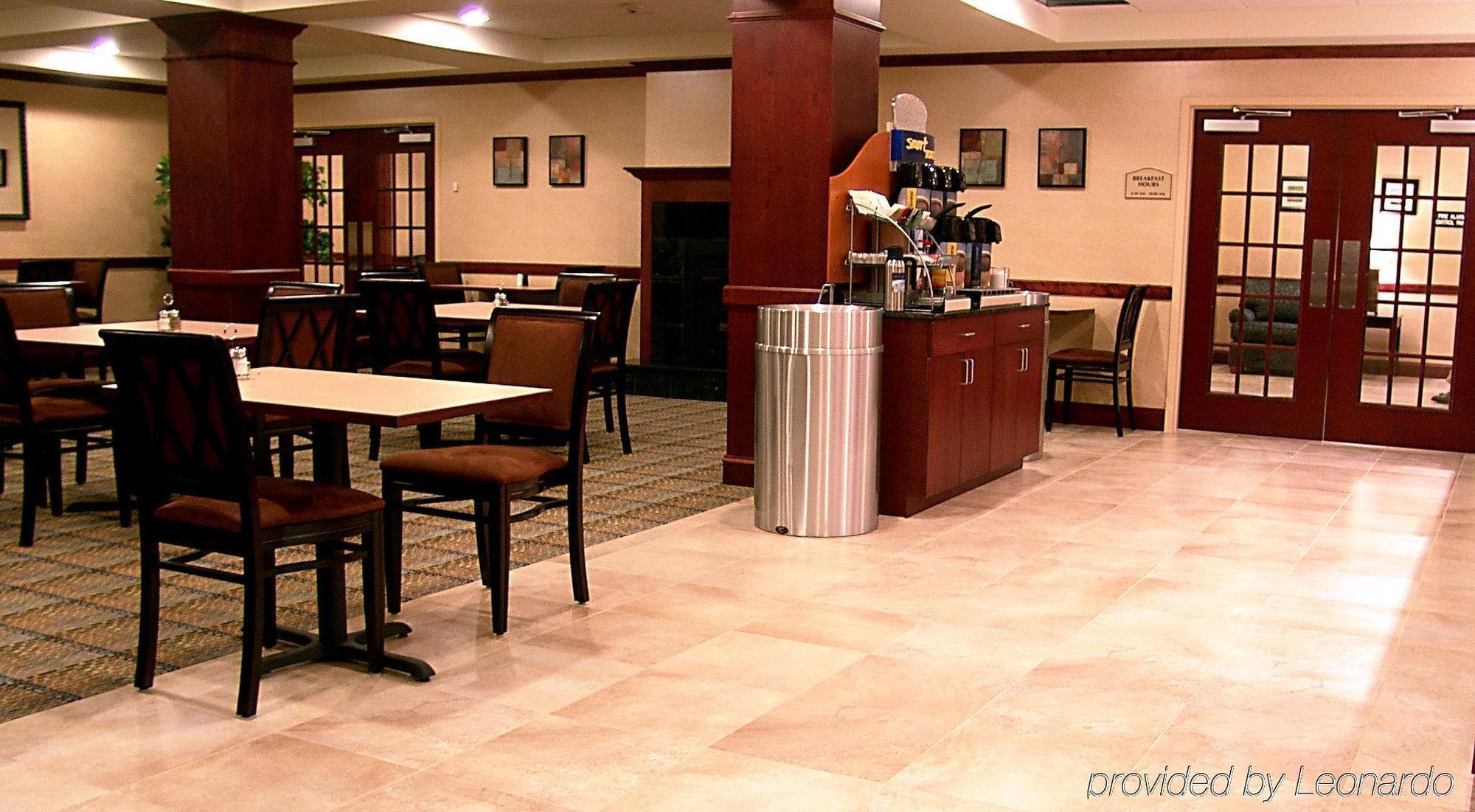 Holiday Inn Express Hotel & Suites Rochester By Ihg Buitenkant foto